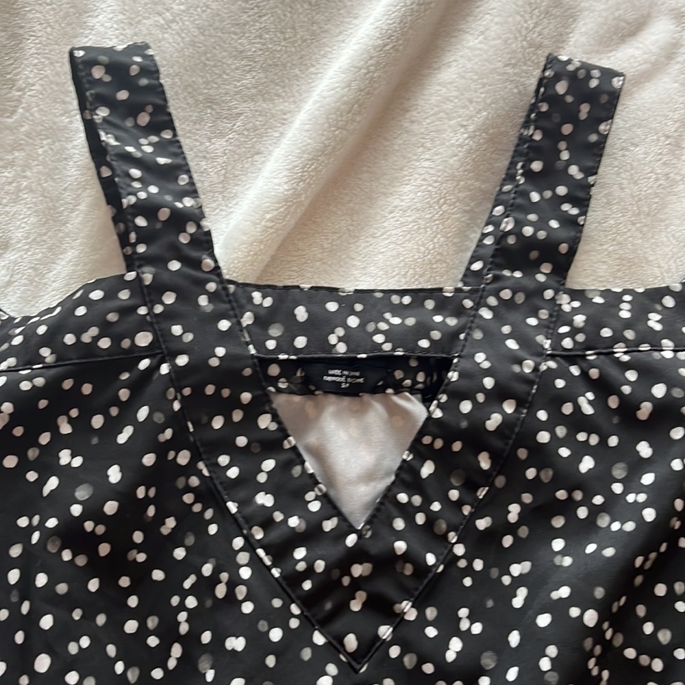 Bebe cold shoulder polka dots top - Picture 2 of 5